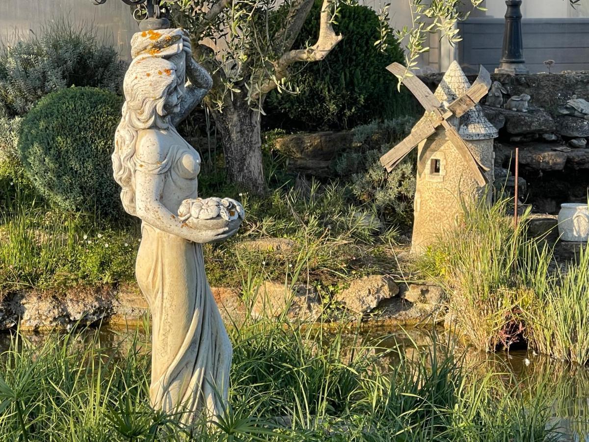 Studio Les Petits Lutins Entraigues-sur-la-Sorgue Eksteriør bilde
