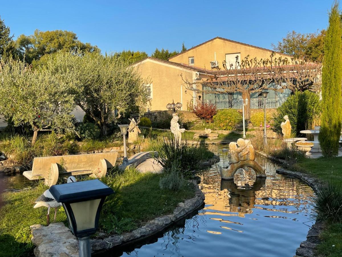 Studio Les Petits Lutins Entraigues-sur-la-Sorgue Eksteriør bilde