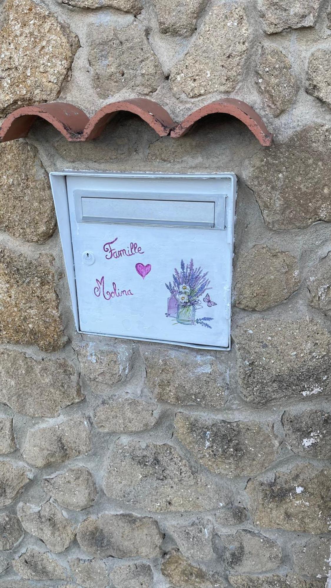 Studio Les Petits Lutins Entraigues-sur-la-Sorgue Eksteriør bilde