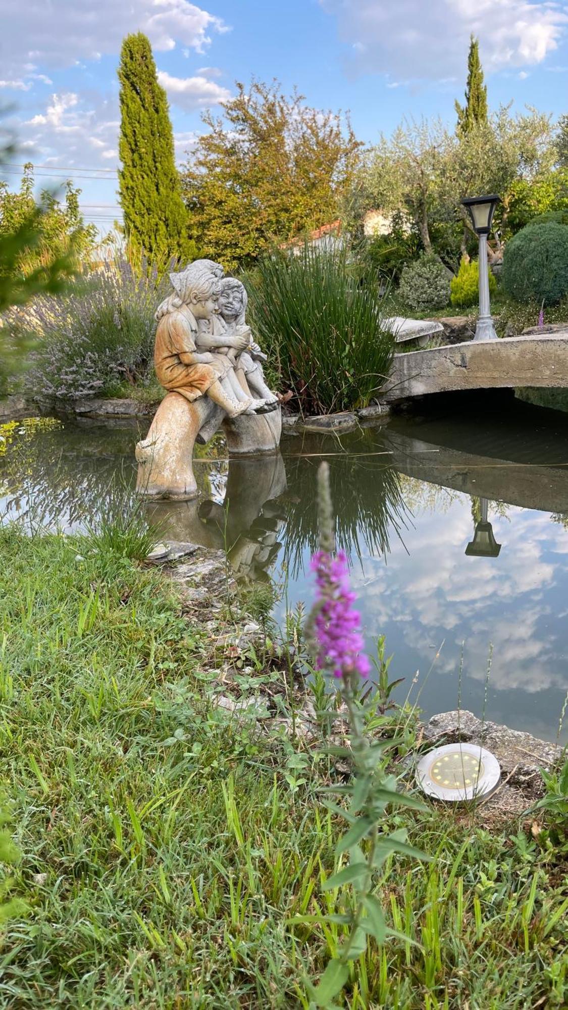 Studio Les Petits Lutins Entraigues-sur-la-Sorgue Eksteriør bilde